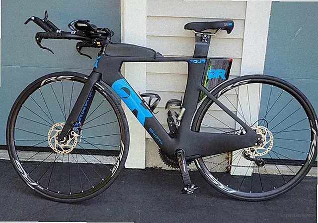 2022 Quintana Roo PR4 Disc Brake Triathlon Bike Size 50 (Medium)